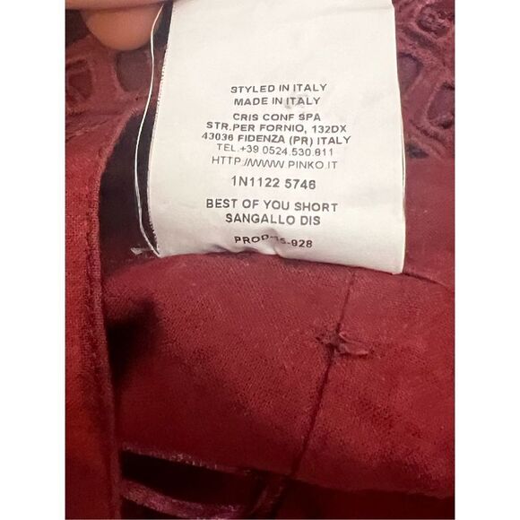 Pinko Women's Burgundy Eyelet Lace High-Rise Belted Shorts Size 2 - Picture 9 of 9